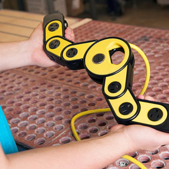 2 X 3 Workshop Grade 6 Outlet Flexible Pivot Power Strip/Surge Protector - Picture 5 of 5